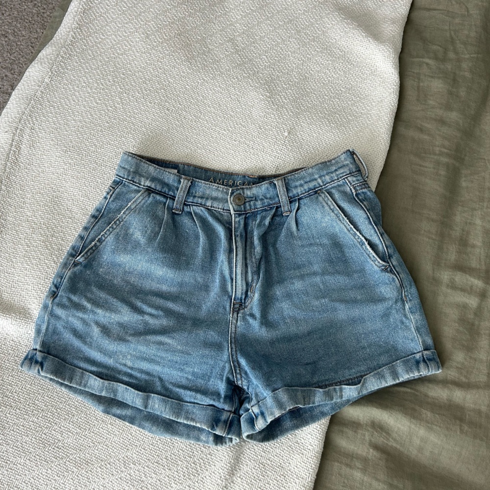 American Eagle Outfitters Light Blue Jean Mom Shorts